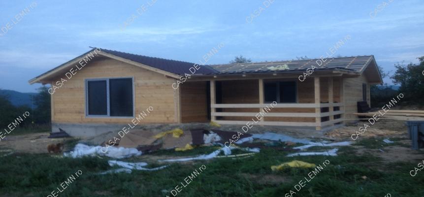 Cabana 9m/9m. Comuna Vladesti, Jud Valcea